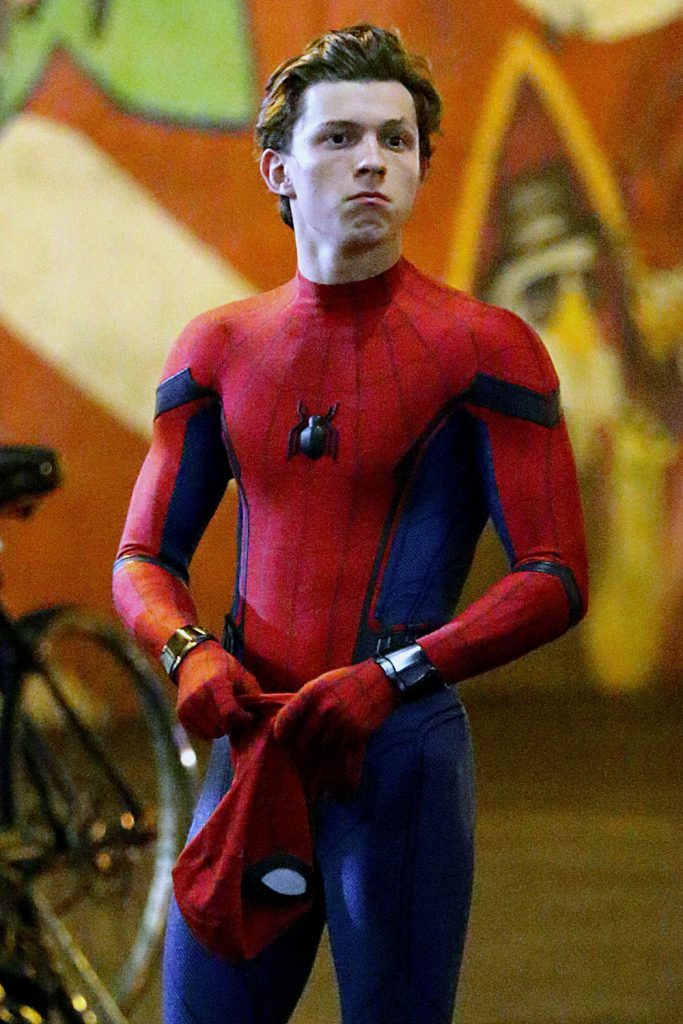 tom-holland-movie-set-spider-man-homecoming-costumes-tom-lorenzo-site-1