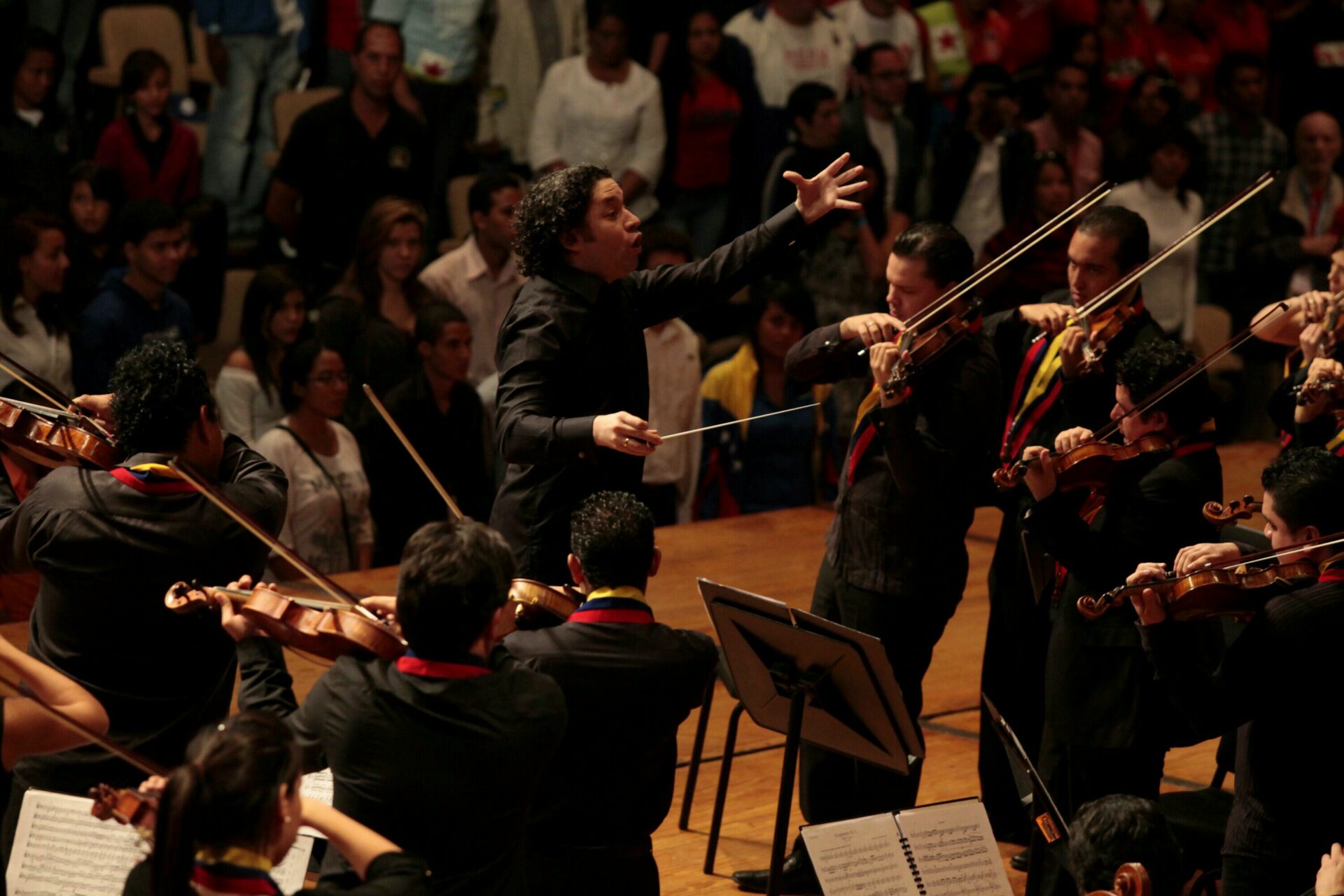 13578688979091357869373