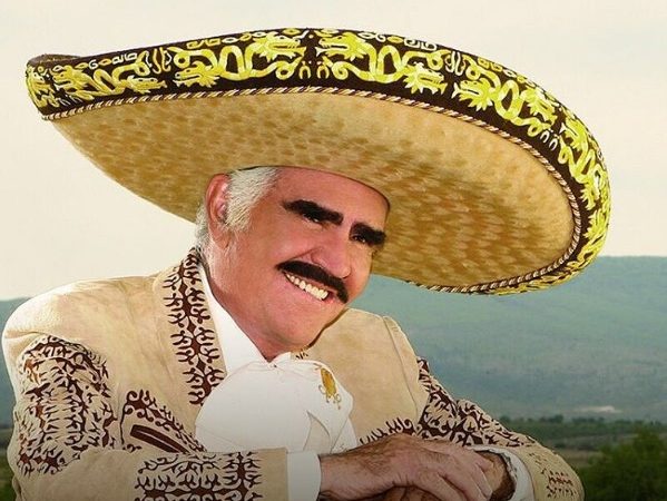 Vicente Fernández regresó a terapia intensiva por fuerte neumonía ???