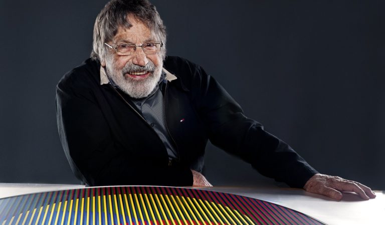 Obra del maestro Cruz Diez se exhibe en el Museo de Bellas Artes de Houston ????