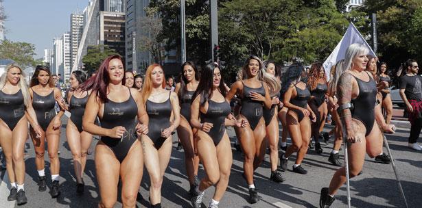 Aspirantes a «Miss Bumbum» calientan motores en Brasil?