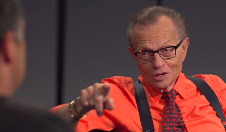 Murió el icónico Larry King a los 87 años