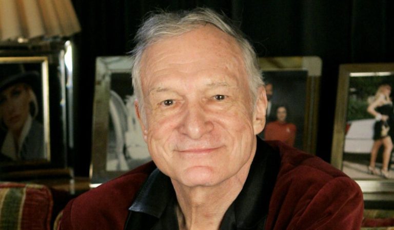 La máquina con que Hugh Hefner escribió sus primeros artículos fue subastada