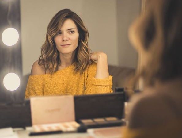 ¡Sin una gota de maquillaje! Famosas se unen al reto #SoyYo de Kany García ??