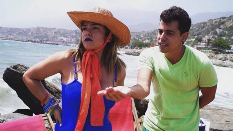"Por ellas"