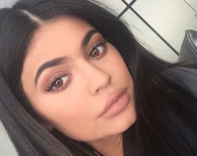 ¡Lo volvió a hacer! Kylie Jenner se inyectó los labios de nuevo ??