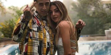 Corina Smith Neutro Shorty