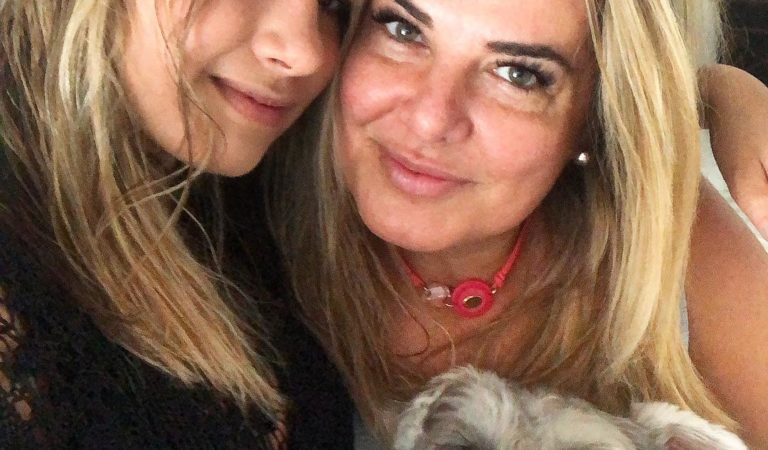 ¡De tal palo tal astilla! Inés María Calero y su hija combinaron bikinis y lucieron divinas ??