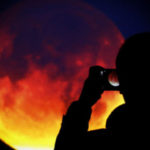Eclipse lunar