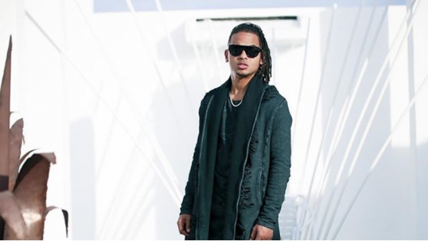 Ozuna estrenó el video «Baila Baila Baila», dirigido por Nuno Gomes ❄?