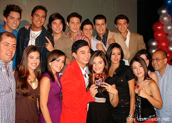 #10yearsChallenge Elenco de «Somos tu y yo» se reencontró y lucen irreconocibles ?⏳