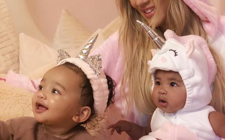 ¡Adorables! Así las bebés de las Kardashian-Jenner aprende español ??