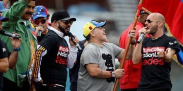 Manos fuera de Venezuela