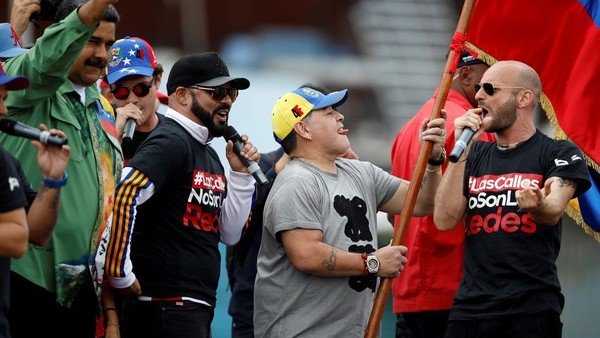 Manos fuera de Venezuela