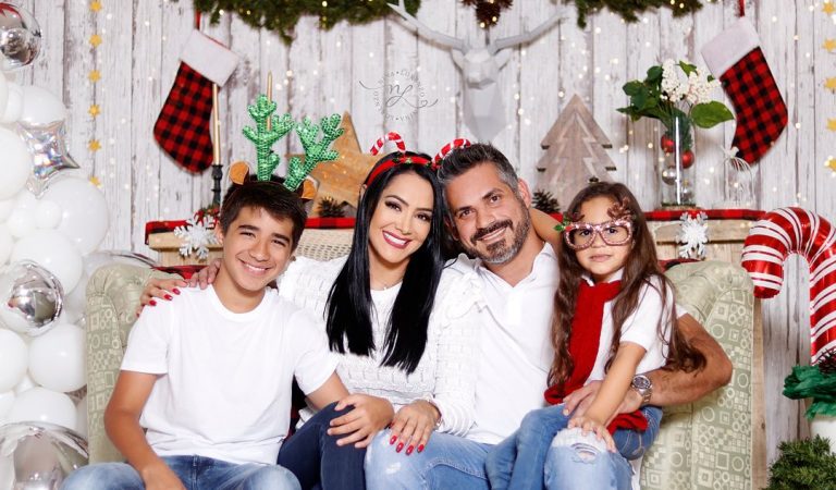 Norkys Batista despide el 2019 con esta sesión de fotos navideñas???