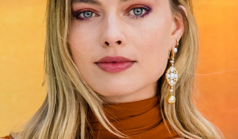 Margot Robbie se retira de las redes sociales hasta nuevo aviso