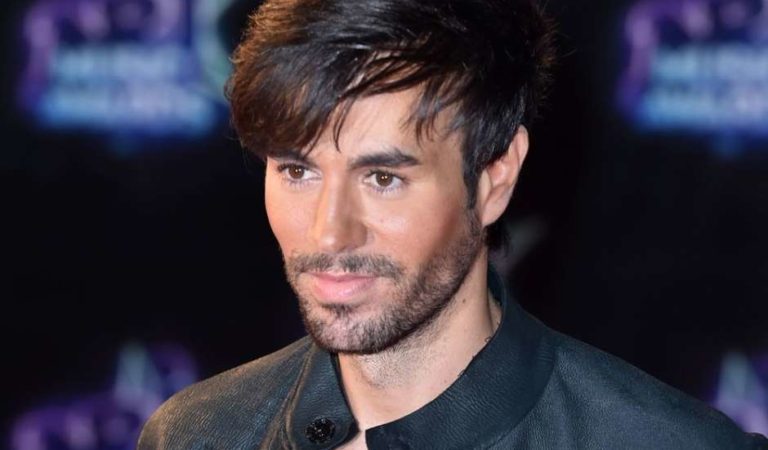 ¡Qué ternura! Enrique Iglesias publicó una foto con su nueva bebé ??