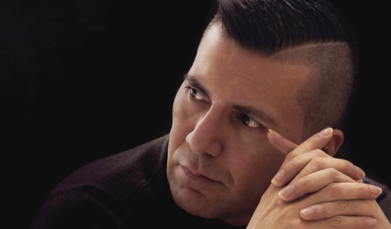 “Único y Tridencial”: Javier Eduardo ya lanzó su segundo trabajo discográfico ??