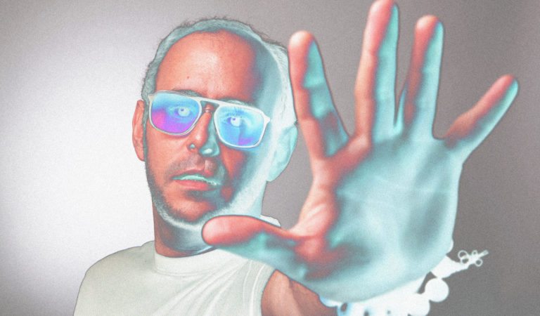 «Antenas y Palmeras»: José Hoek lanzó un adelanto de su próximo disco con un enfoque retro-futurista ??