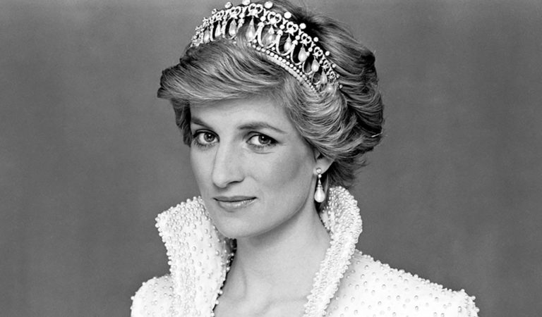 Años después: Sale a la luz pública la razón por la que Diana de Gales dejó de vestir Chanel ??