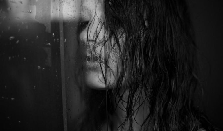 «Ego»: El nuevo sencillo de Sami Tariffi, con expresión minimalista ??