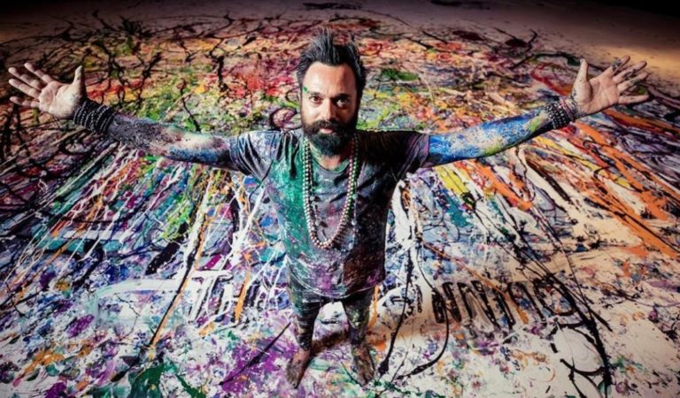 Sacha Jafri presentó la pintura sobre lienzo más grande del mundo ??