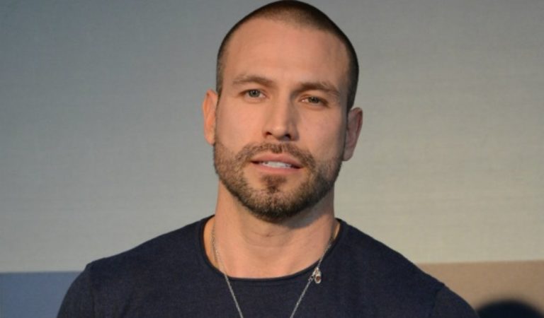 Irreconocible: Rafael Amaya se mostró tras salir de rehabilitación