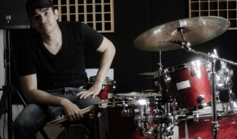 La versatilidad de Alex Flórez se hace sentir en la industria musical ??