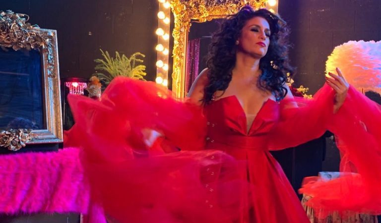 «Me quiero»: Karina ‘La Voz’ se despide de su antigua yo con nuevo tema ❤️?