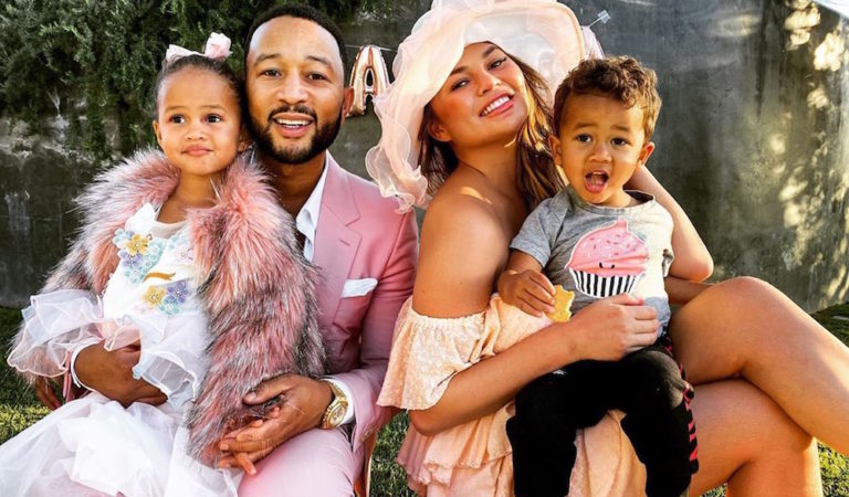 Chrissy Teigen y John Legend se hicieron un tatuaje en homenaje al bebé que perdieron ??