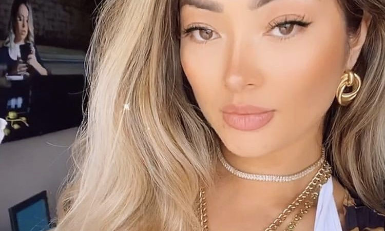 Influencer rifará una noche con ella para estrenar reconstrucción de su parte íntima