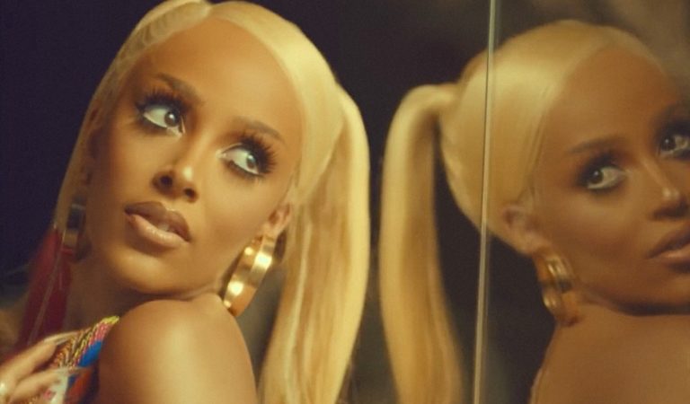 Más buena que Cardi B y Nicki Minaj, Doja Cat presume sus nalgas sin pena [FOTOS]