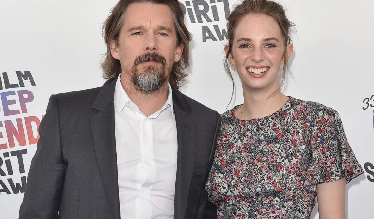 ¡Padre e hija juntos! Ethan y Maya Hawke protagonizan «Revolver»