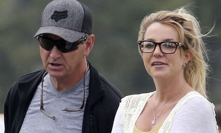 Ante las críticas: El padre de Britney Spears asegura que él «salvó su carrera y su fortuna» ??