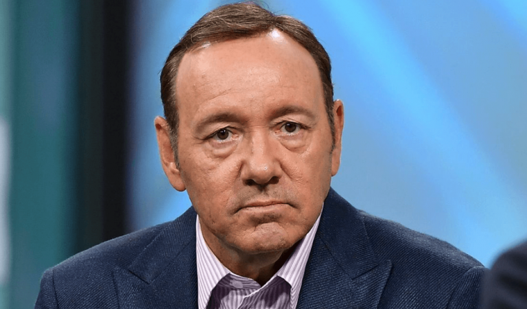 Kevin Spacey insiste en que son falsas las acusaciones de abuso sexual en su contra ?❌