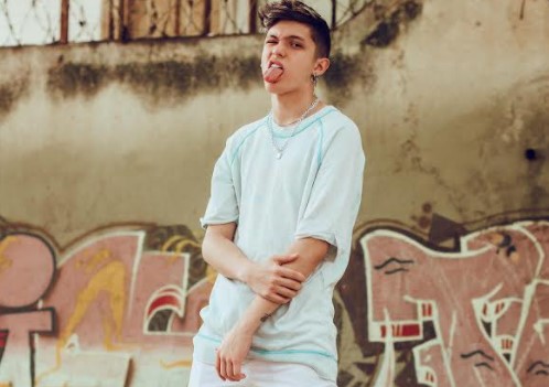 ¡Sumando éxitos! Kurt marca la diferencia con «Mi tiktoker favorita» ??