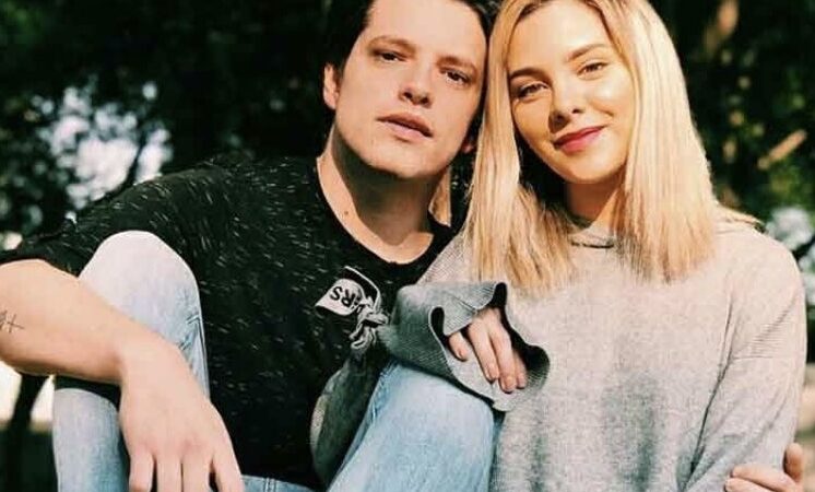 Sheryl y Lasso se reconcilian para contar “Un cuento de Navidad” ❤️?