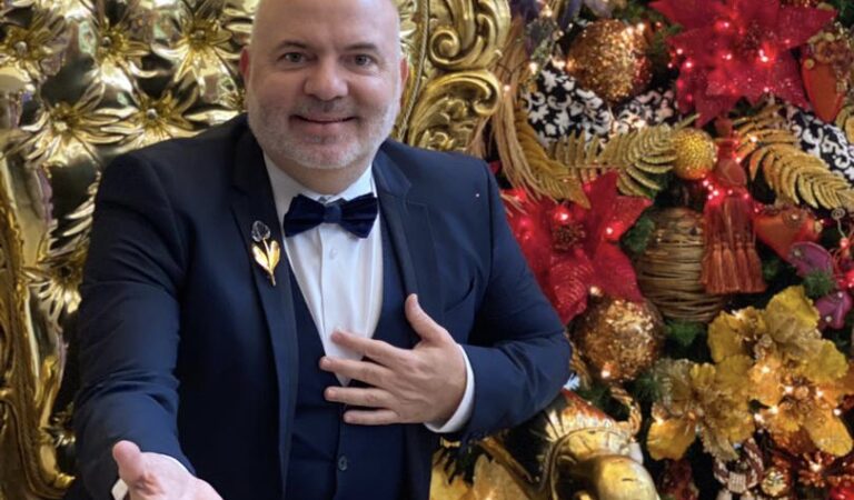 Gabriel Obayi celebra el éxito que consiguió con “Desnúdame tu alma” ??