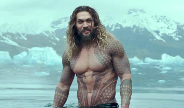 ¡Aww! Jason Momoa regaló su tridente de Aquaman a un fan con cáncer cerebral ??