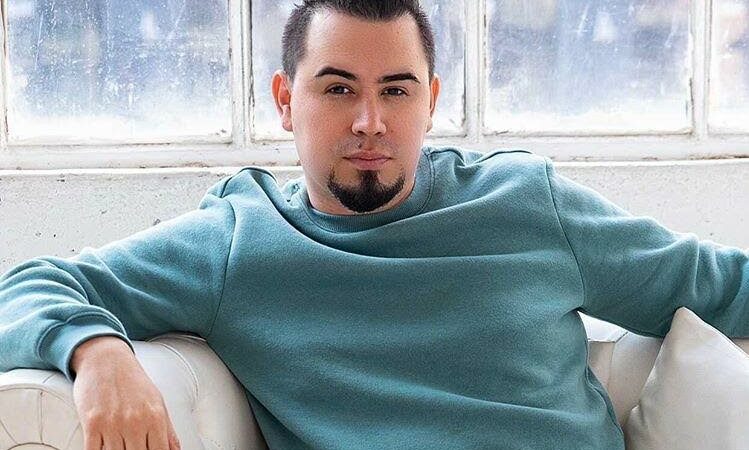 Para promover sus proyectos sociales en Latinoamérica: Mauricio Vega busca trascender con su plataforma «Latin Plug» ??