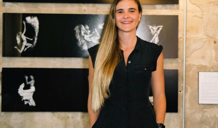 ¡Aplausos! Anabela Salcedo recibió reconocimiento por su talento como directora del cortometraje “Roraima” ??