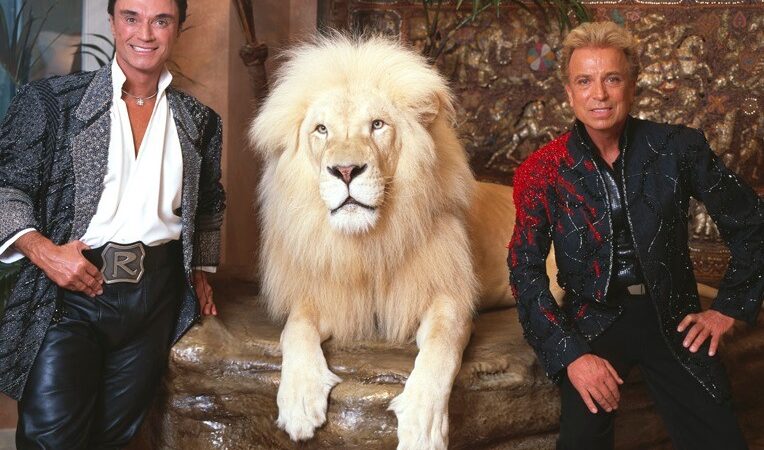 Murió el ilusionista Siegfried Fischbacher a días de anunciar que sufría enfermedad