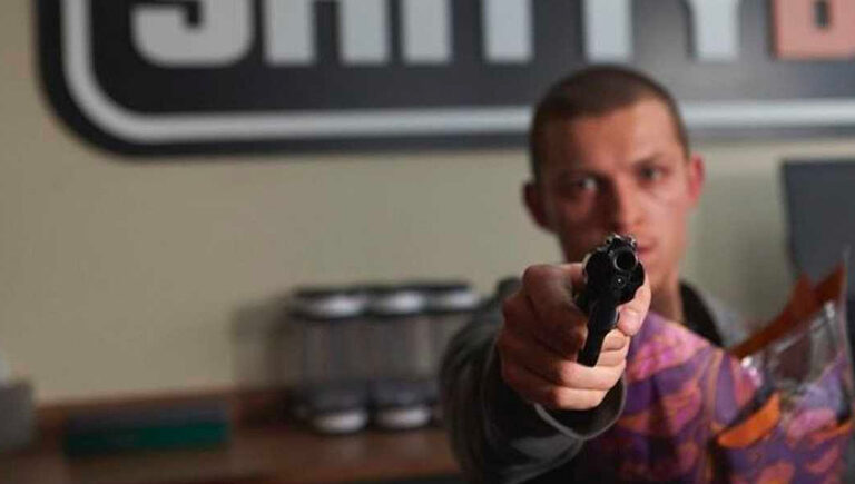 «Cherry» es la mayor sorpresa entre los nominados de la ASC de este año a la mejor fotografía 