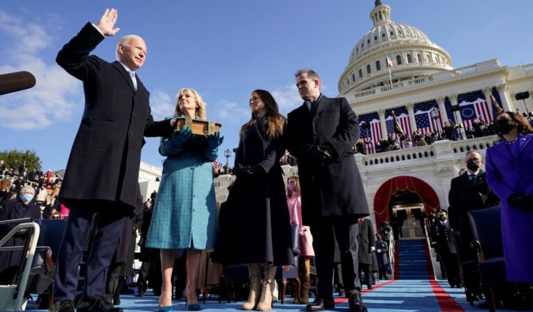 ¿Cuál es la historia de la Biblia con la que fue juramentado Joe Biden? ???