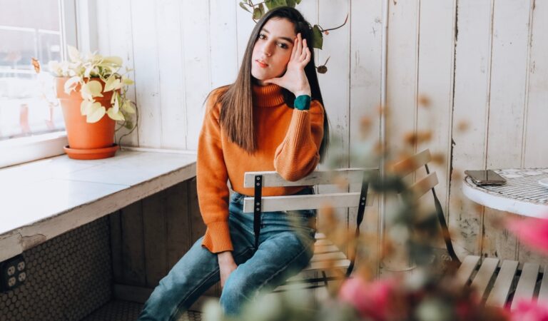 Con contenido original: Lorena Catalano se destaca en YouTube ⭐?