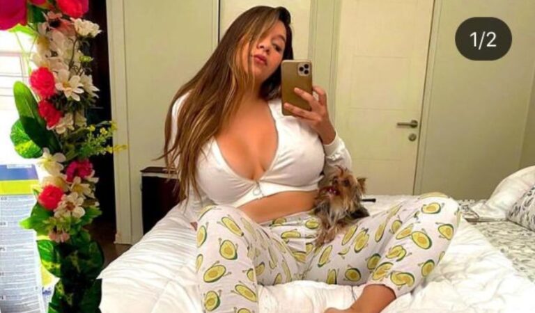 ¿Ya la conoces? María Parra, la sensual periodista venezolana que triunfa en Chile ??
