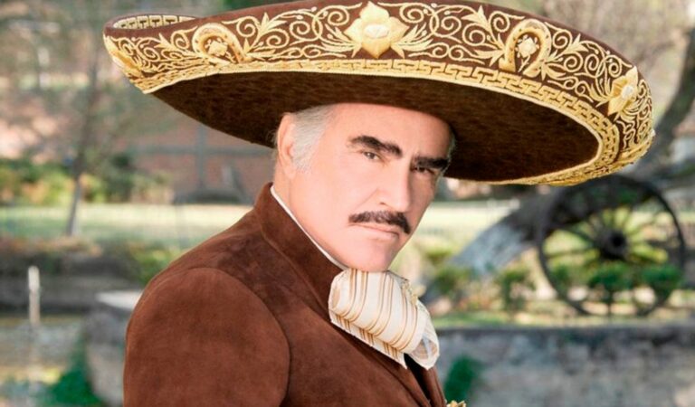 Luego de las acusaciones: Vicente Fernández Jr. sale en defensa de su papá ??