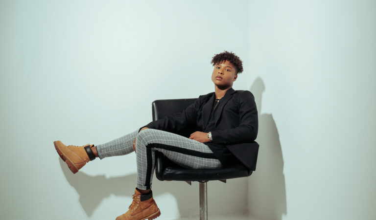 «Un amor como el mío»: Rayner pone de moda el romanticismo ❤️?