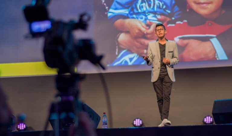 Los nuevos líderes del mercado digital en manos de Julián Cabezas ??