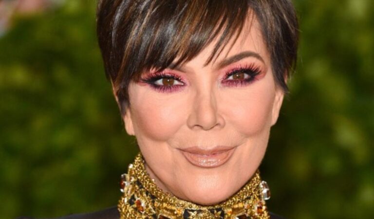 ¡Ahora sí les salió competencia! Kris Jenner también tendrá su línea de cosmética ??